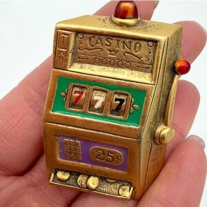 Vintage Danecraft Gold Tone Novelty Pin